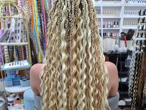 Holiday braids, Fisherman's Village